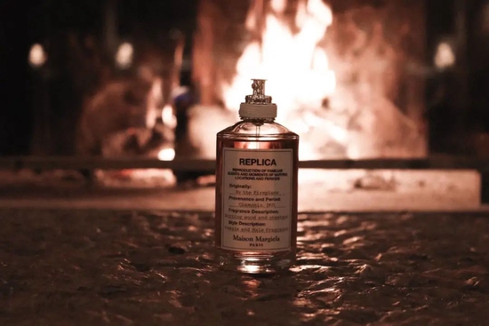 Maison Margiela 的 By the Fireplace 香水