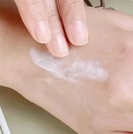 图源小红书@妮维雅