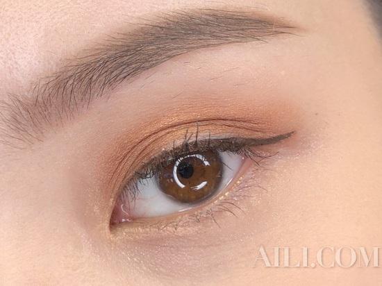 谁说戴口罩不用化妆 亮眼的化妆秘诀学起来 手机新浪网