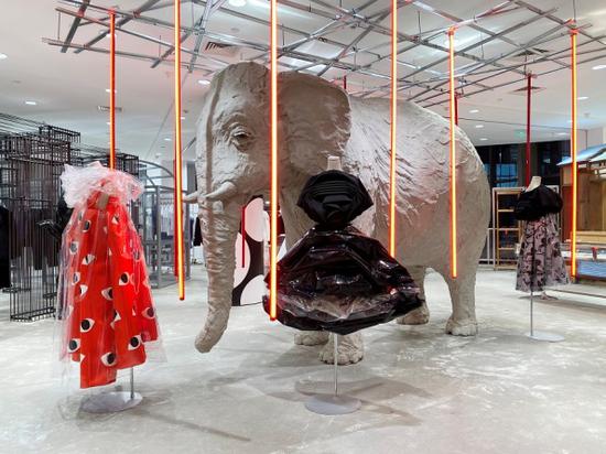 COMME des GARÇONS，ELEPHANT SPACE， 1F