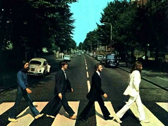 1969年披头士乐队《Abbey Road》专辑封面