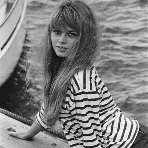 wallis and edward奥黛丽·赫本二战之后,海魂衫开始走上时尚舞台.