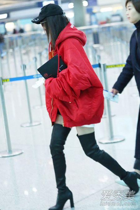 秋冬必备杨幂跟过长膝靴气场十足