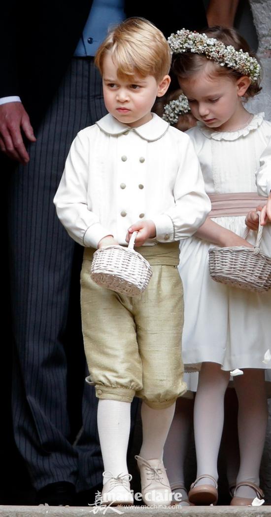 乔治小王子不仅有国家级别的可爱更有世界级的衣品
