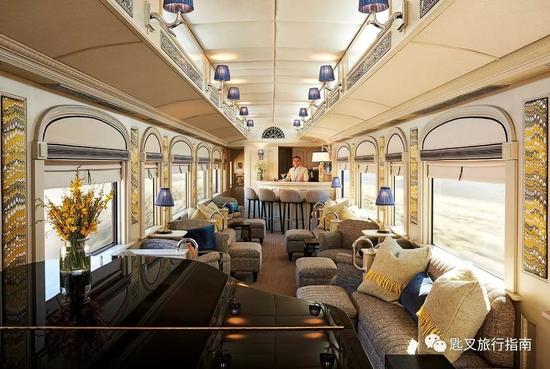 客舱完美还原了1920年代欧洲豪华列车的优雅风华，并缀以大量秘鲁传统工艺和元素。