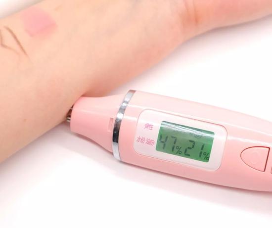 8款平价洗面奶真人评测 最好用的才39块?