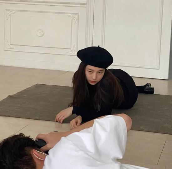 看了那么多素颜自拍 还是秀智的最有诚意