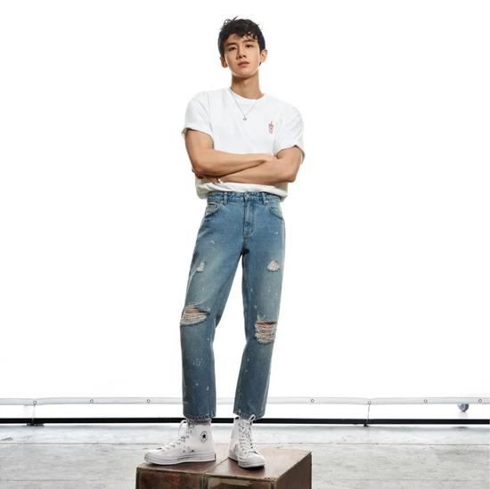 白色是懵懂初恋的颜色 白月光穿搭学起来