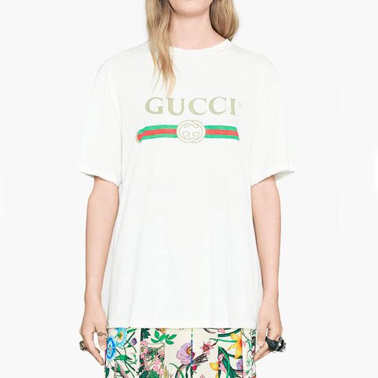 Gucci印花T恤 参考价：4821CNY（来自Farfetch）