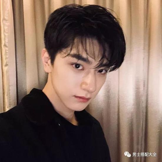 钢铁直男如何拍出帅炸pyq的头像