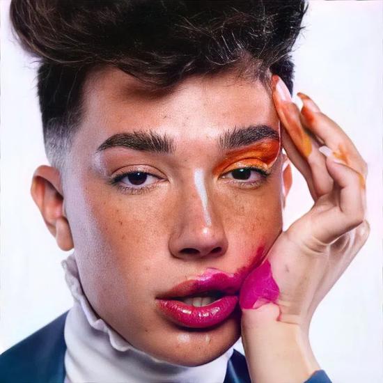 jamescharles登封面成为男网红第一人