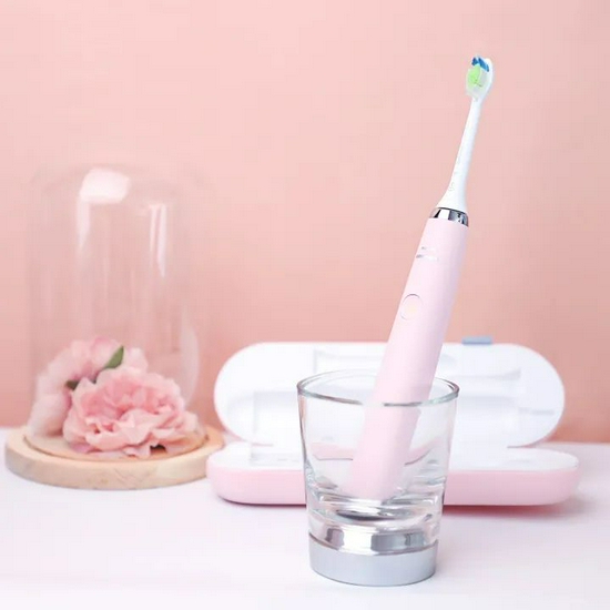 口腔cr什么意思年纪轻轻口气不小 差点给我吓哭！_https://www.jmylbn.com_新闻资讯_第8张