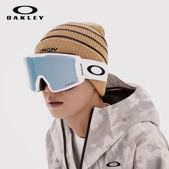  Oakley 价格：1442人民币