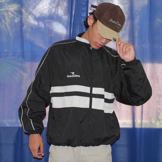 睡不醒男孩sashatrautvein没人说你帅因为你还不够丧