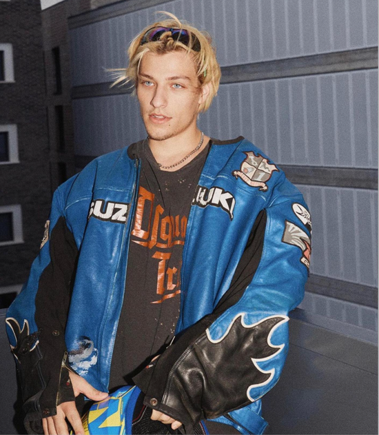 jonbonjovi的儿子拍范思哲广告了