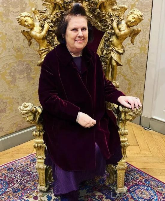 知名时装评论人、Vogue国际编辑Suzy Menkes