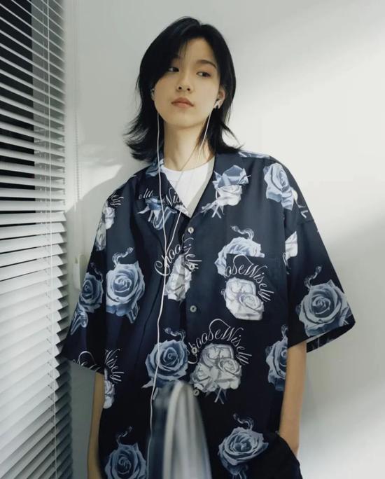 短发女孩这么穿太好看了