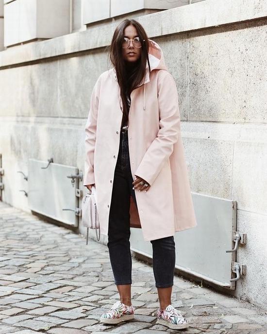Stutterheim雨衣 图片源自instagram@fashionindividual