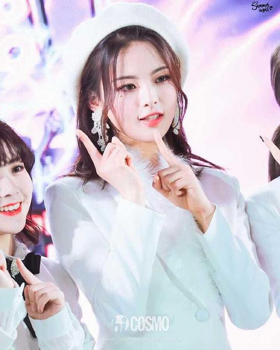 杨超越
