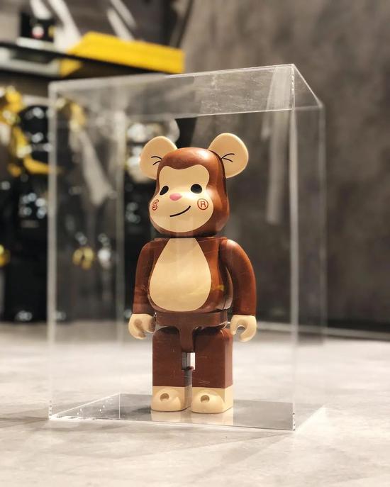球鞋之后be Rbrick是下一个 财富密码 吗 潮玩 潮流 Bearbrick 新浪时尚 新浪网 球鞋之后be Rbrick是下一个 财富密码 吗 潮玩 潮流 Bearbrick 新浪时尚 新浪网