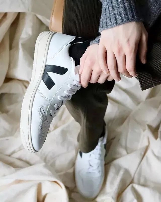  可持续鞋履品牌 Veja