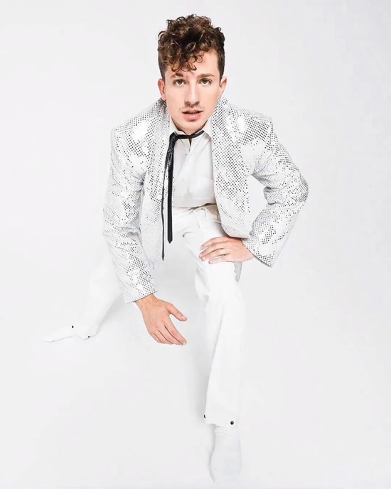 charlieputh登上中国杂志封面