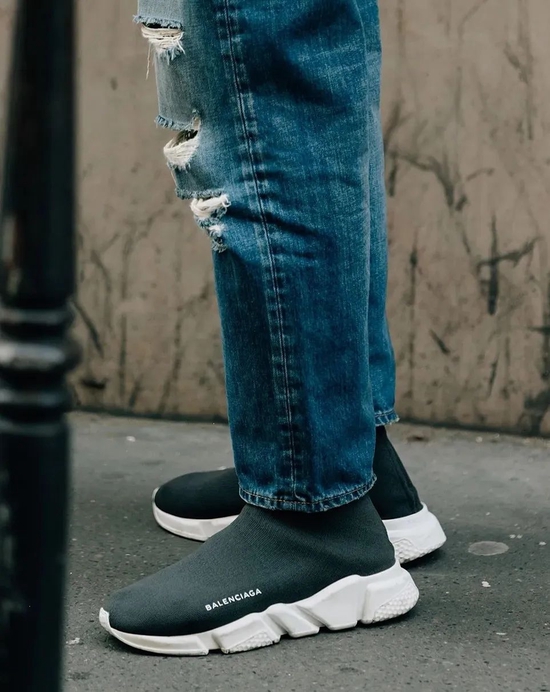 balenciaga speed trainer black white