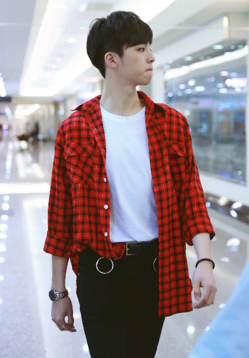 陈立农的时尚穿搭,教你一秒"c位出道"|奶农|时尚