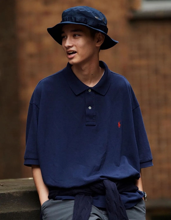 Polo Ralph Lauren 的马球图标 Polo 衫是 City Boy 风格的必备单品