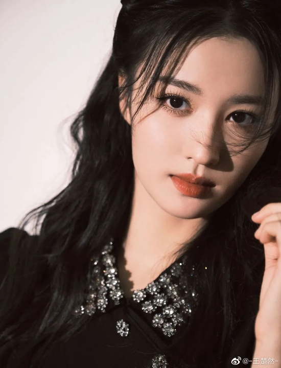 女明星的眼神杀是如何炼成的?