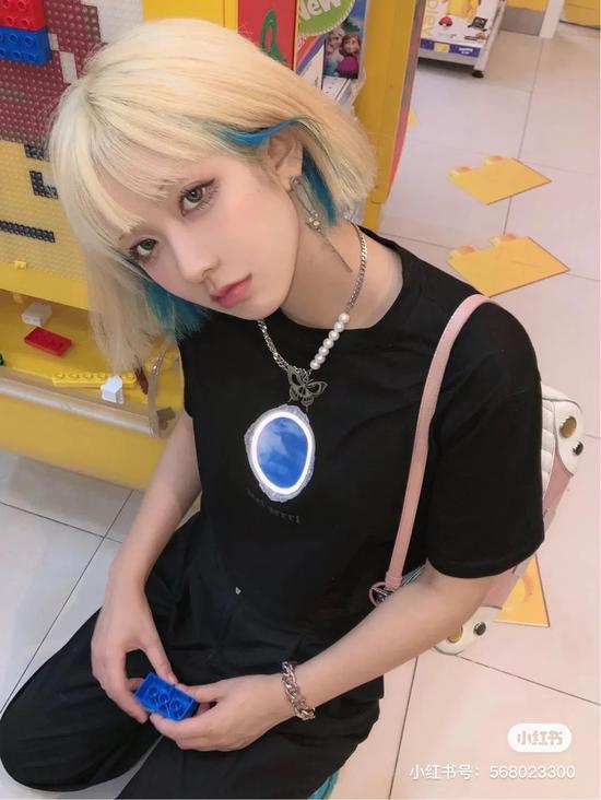 做完同款后我只能说真香|挂耳染|jennie|美发_新浪时尚_新浪网