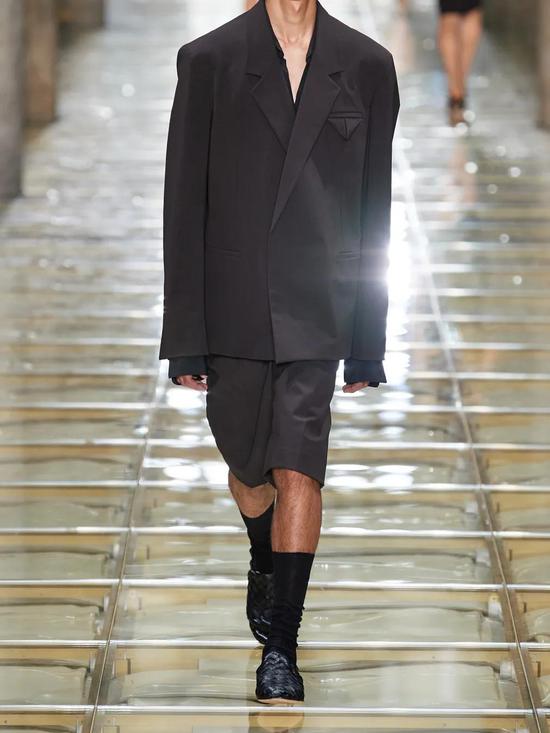 怎么吸引3型夏季如何驾驭短裤 才能吸引姑娘们的目光？_https://www.jmylbn.com_新闻资讯_第24张