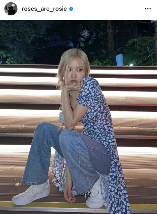 与ros07一起把花花穿上身做夏天的专属女孩