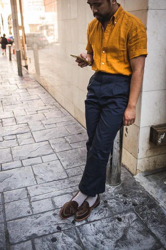 帅气的男人连脚丫子都是吸引人的