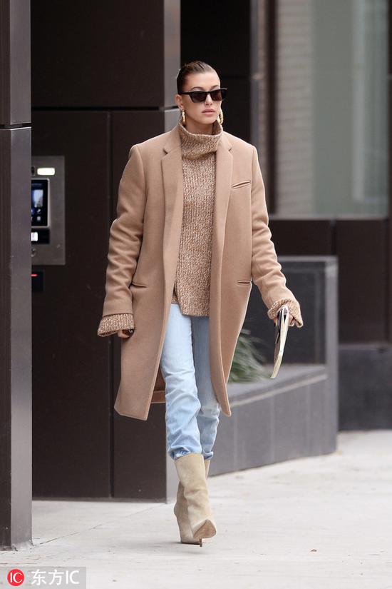 Hailey Bieber