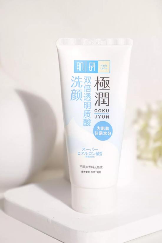 8款平价洗面奶真人评测 最好用的才39块?