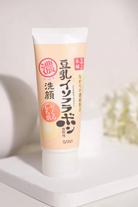 8款平价洗面奶真人评测 最好用的才39块?