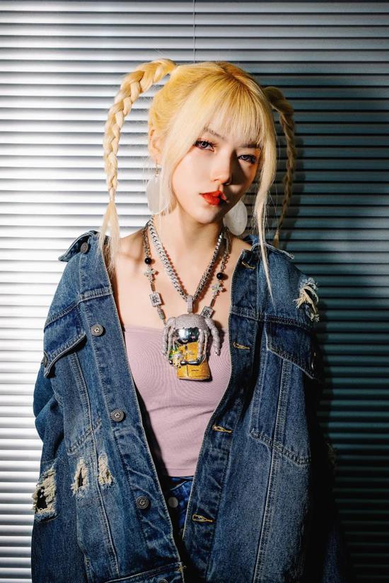 搞嘻哈的女孩也太吃香了马思唯王嘉尔会在这档节目里pick谁