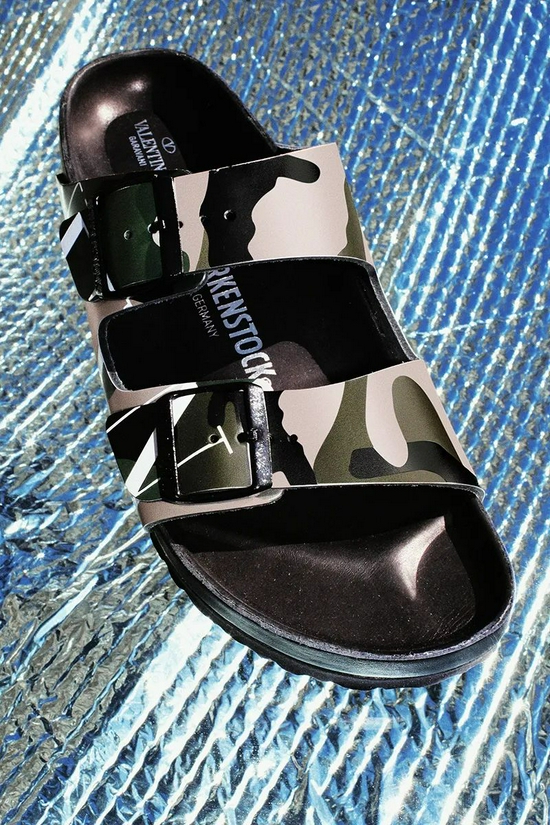 Valentino和Birkenstock推出联名系列