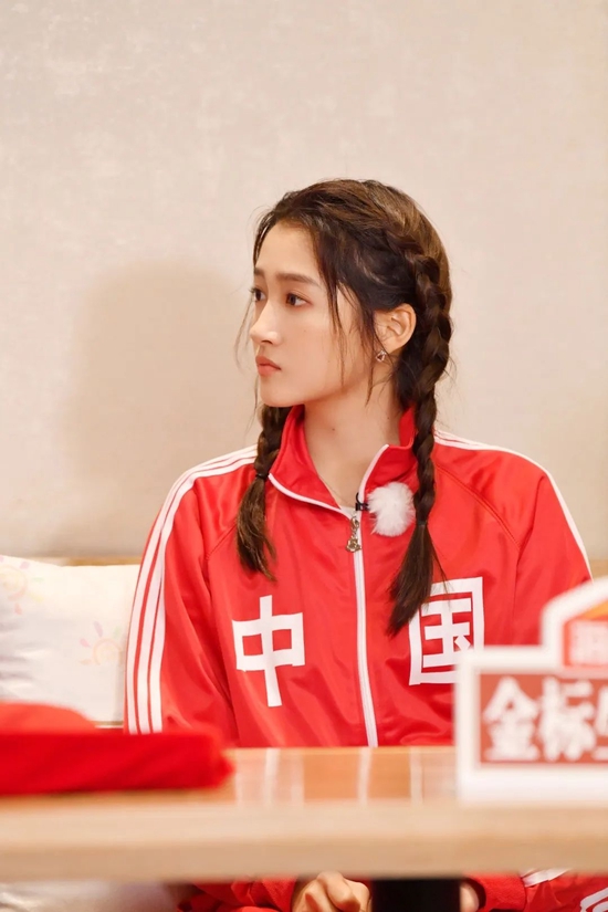 (图片来源:明星及其工作室微博、《王牌对王牌》官博、《影》、品牌提供)