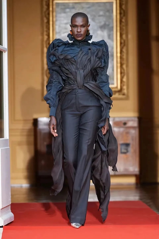  Ronald van der Kemp 2022 秋冬高级定制系列