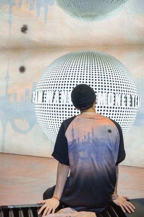 王嘉尔in TEAM WANG x Monet