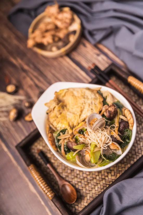 这个“老天爷赏饭吃”的城市 早就不该低调了