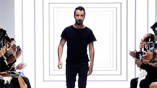 Anthony Vaccarello 图片来源：The Daily Beast