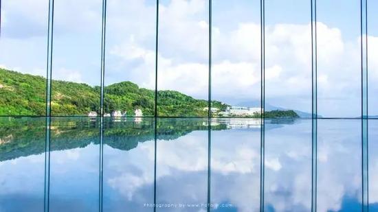 ▲从岛上度假酒店往外望的景色，自Lofter@PoTalin Wu摄影网志
