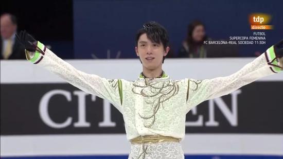 羽生结弦 25 岁冰上美少年是世界冠军更是偶像少年 手机新浪网 羽生结弦 25 岁冰上美少年是世界冠军更是偶像少年 手机新浪网