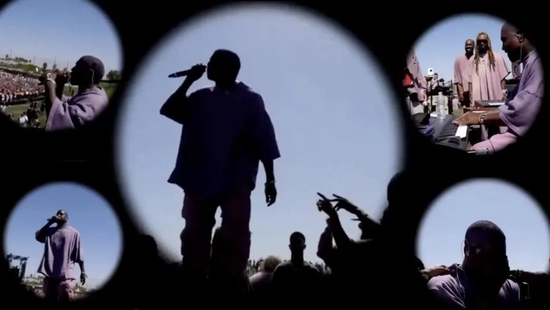 2019 年 Ye 在 Coachella 的表演 | Via DAILY BEAST