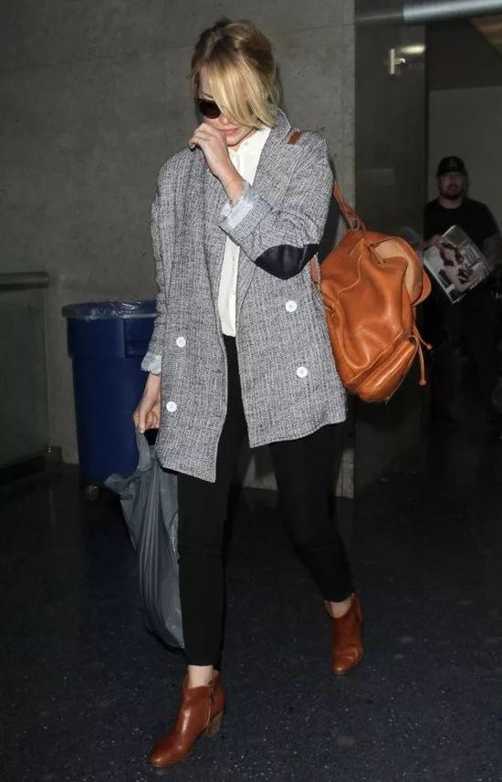 Emma Stone好久不见 街拍回忆杀来一波