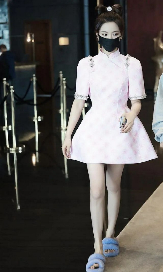 欧阳娜娜的改良旗袍原来这么好穿