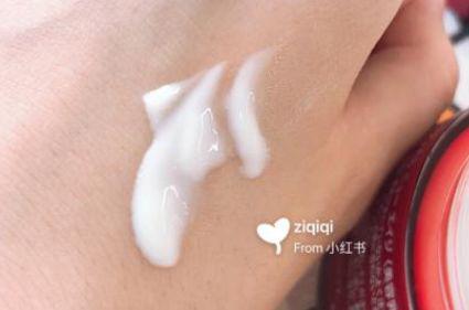 在家不好好护肤?小心这些皮肤问题找上你